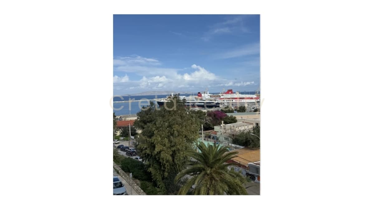 Apartment in Chrisostomos, Heraclion Cretes — Photo 4 of 16