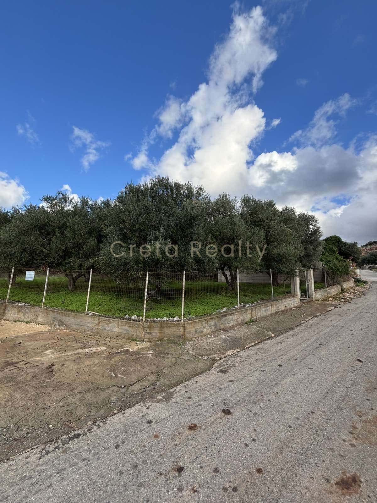 Building Plot in Center, Mallia — Photo 2 of 8
