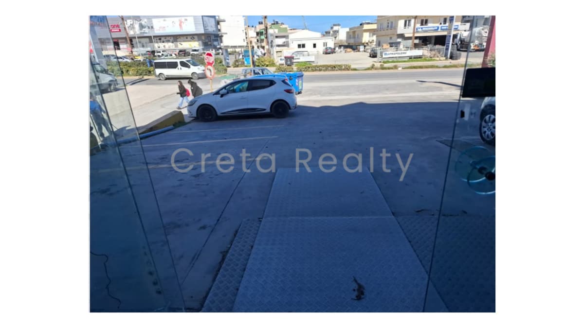Κατάστημα στην Αγία Μαρίνα, Γοργολαϊνη — Φωτογραφία 7 από 7