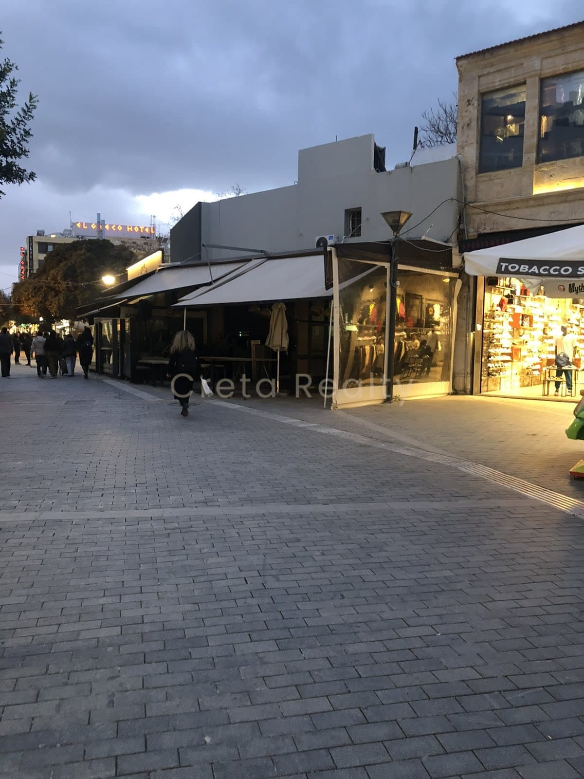 Retail Store in Chrisostomos, Heraclion Cretes — Photo 2 of 4