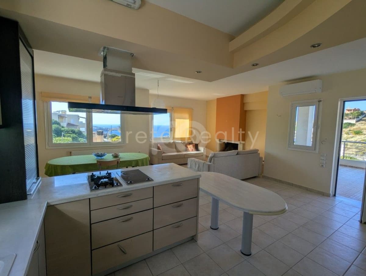 Apartment in Ligaria, Gazi — Photo 2 of 8