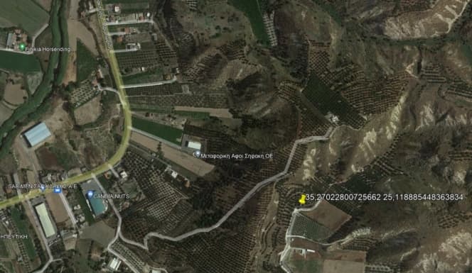Parcel in Malades, Temenos