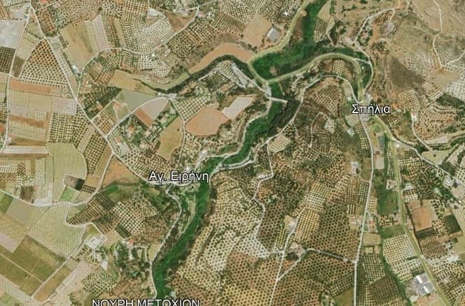 Αγροτεμάχιο στην Αγία Ειρήνη, Αρχάνες
