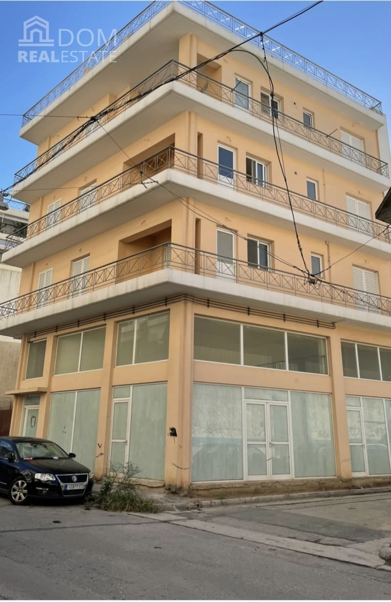 House in Stathmos, Attiki — Photo 1 of 7