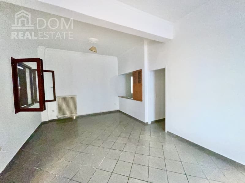 Apartment in Megala Sxoinia A, Acharnes — Photo 1 of 16