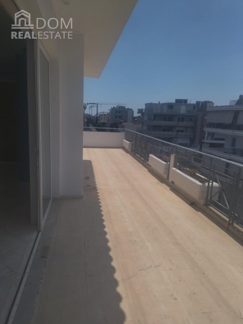 Apartment in Terpsithea, Glyfada — Photo 1 of 17
