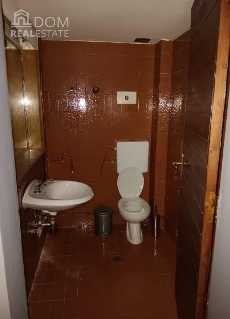 Office in Kariotika, Perama — Photo 5 of 5