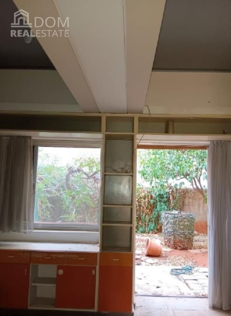 Office in Kariotika, Perama — Photo 3 of 5