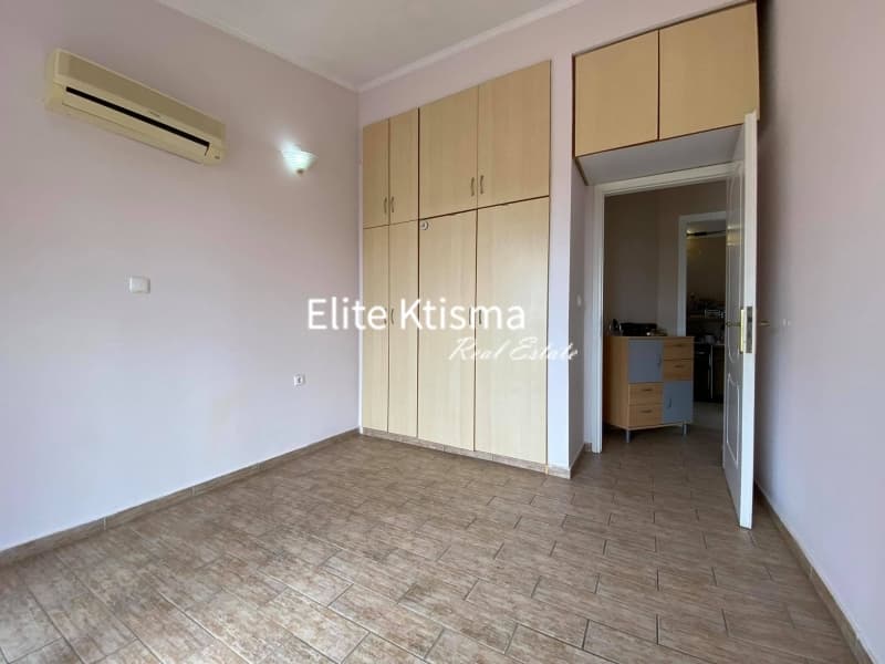 House in Plaka, Keratea — Photo 2 of 25