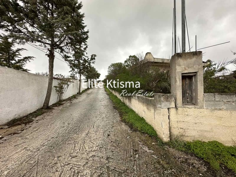 House in Sakka, Keratea — Photo 3 of 18