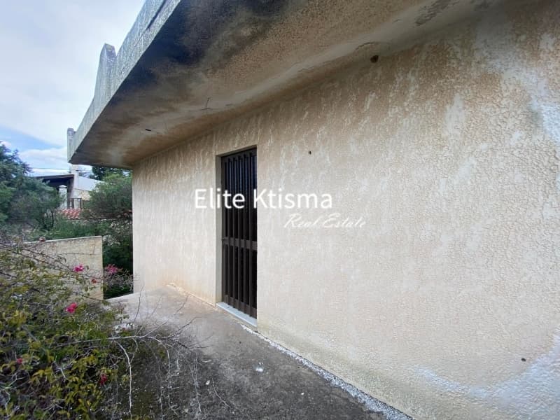 House in Sakka, Keratea — Photo 1 of 18