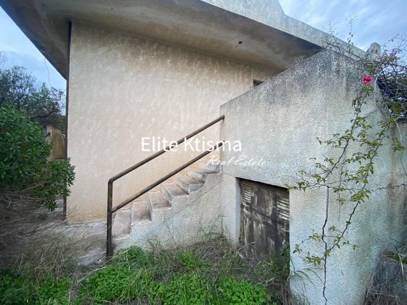 House in Sakka, Keratea — Photo 2 of 18