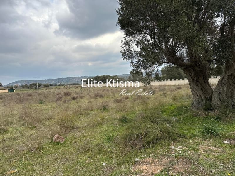Αγροτεμάχιο στην Ρουντζέρι Λεμπρού, Κερατέα — Φωτογραφία 2 από 3