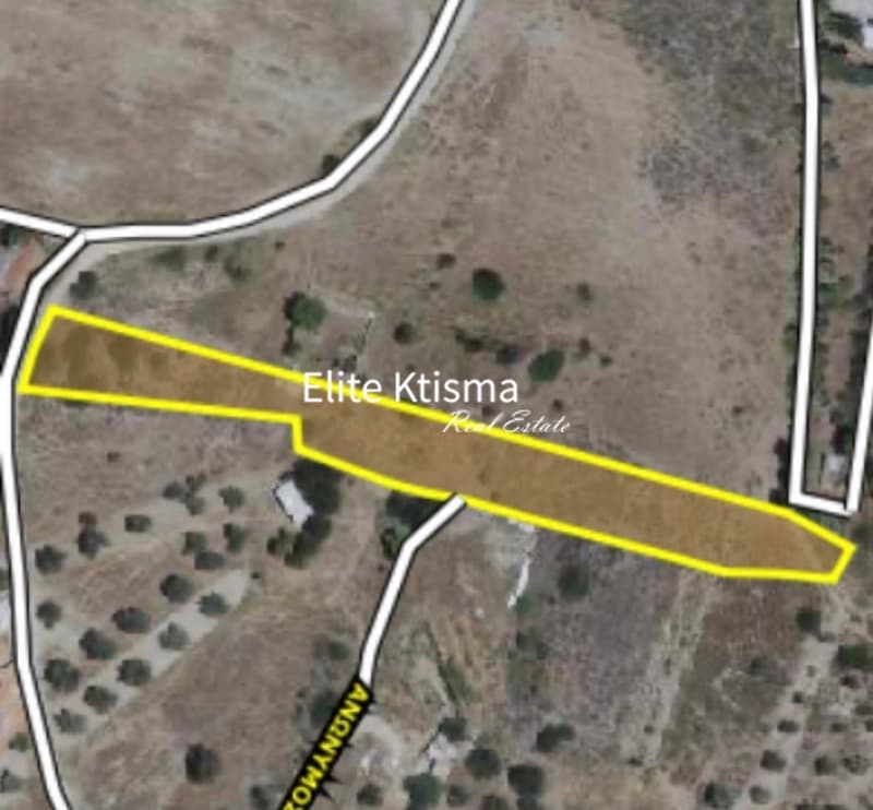 Αγροτεμάχιο στην Μανούτσο, Κερατέα — Φωτογραφία 1 από 2