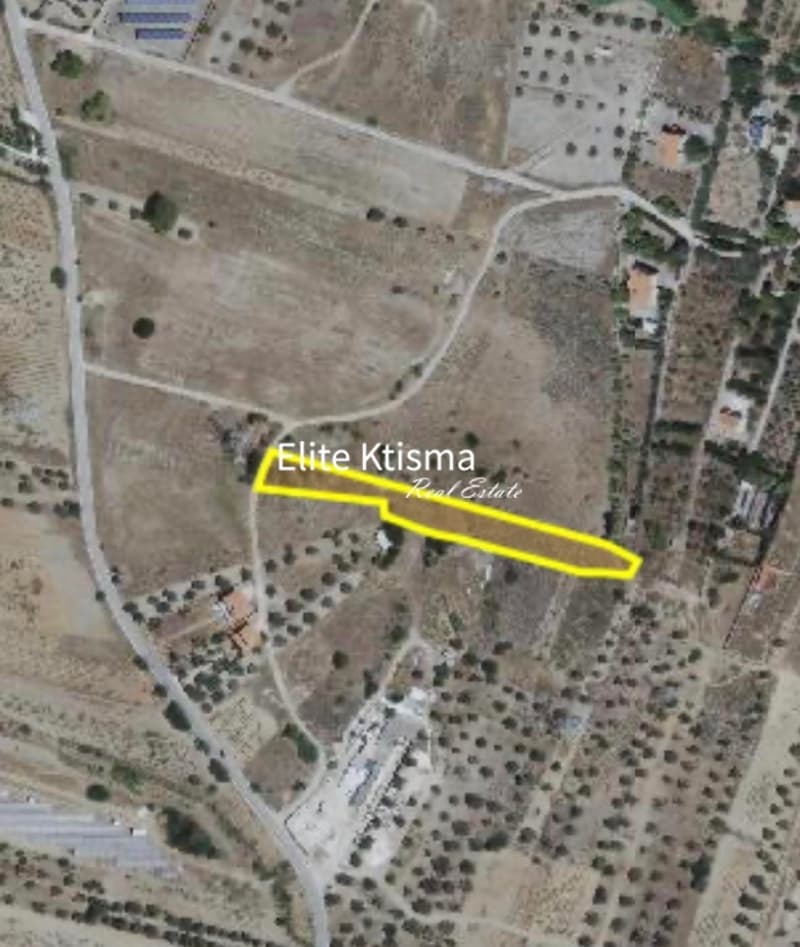 Αγροτεμάχιο στην Μανούτσο, Κερατέα — Φωτογραφία 2 από 2