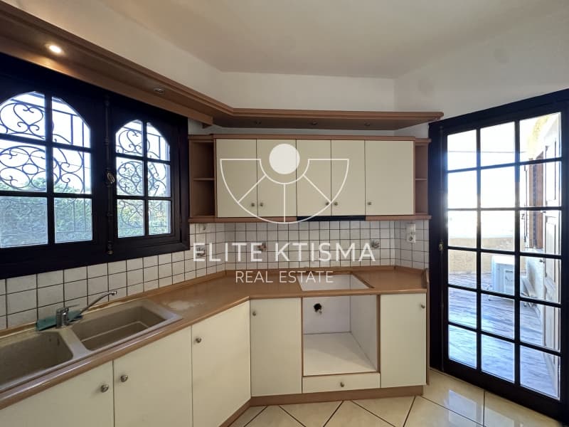 Apartment in Saronida, Saronida — Photo 9 of 30