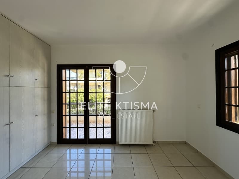 Apartment in Saronida, Saronida — Photo 14 of 30