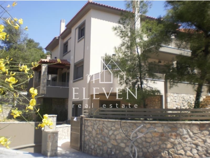 House in Center, Penteli — Photo 2 of 17