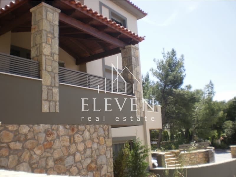 House in Center, Penteli — Photo 4 of 17