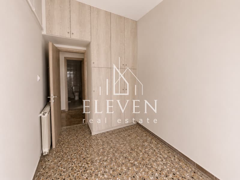 Apartment in Kaminia, Piraeus — Photo 14 of 17