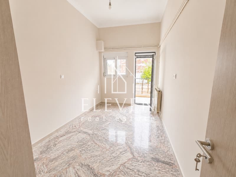 Apartment in Kaminia, Piraeus — Photo 9 of 17