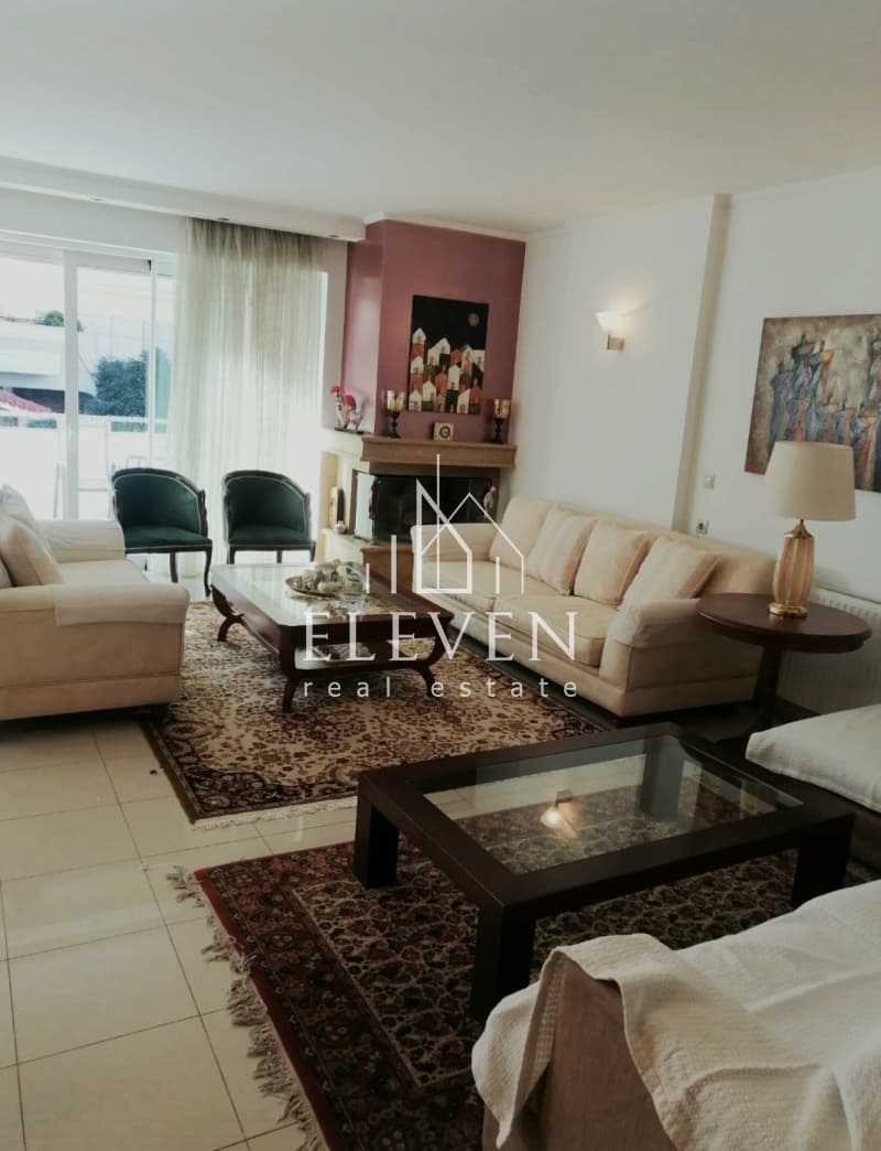 House in Aigli, Glyfada — Photo 2 of 11
