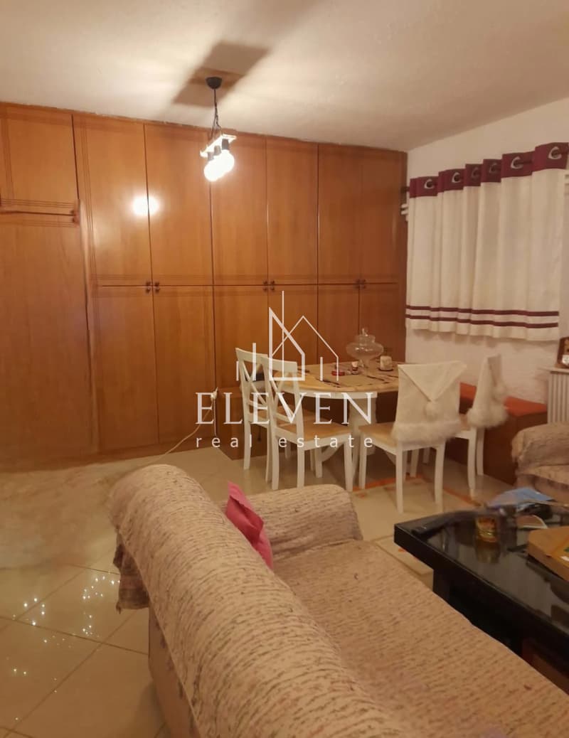 Μονοκατοικία στην Άνω Σούρμενα, Αργυρούπολη — Φωτογραφία 2 από 7