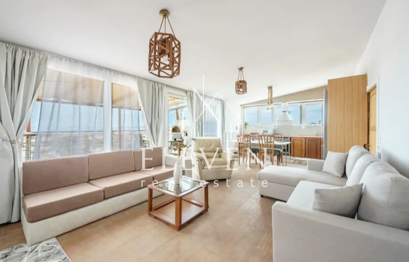 Apartment in Ano Elliniko, Elliniko — Photo 1 of 14