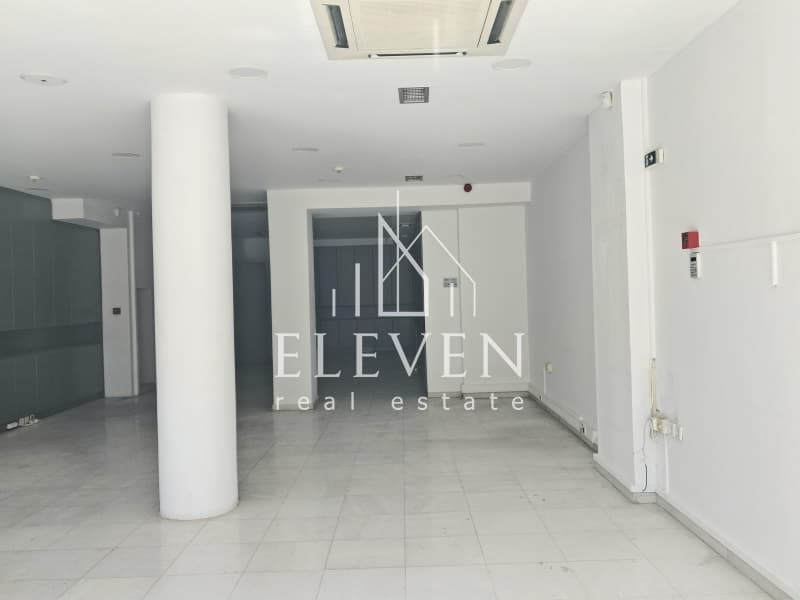 Κατάστημα στην Πυρνάρι, Γλυφάδα — Φωτογραφία 1 από 3