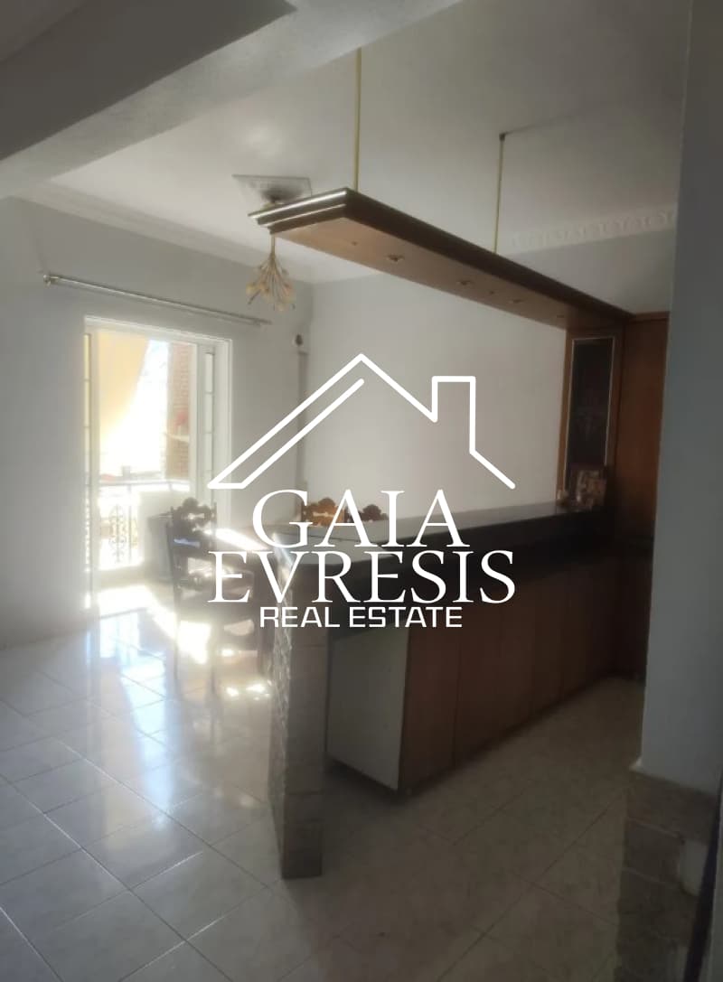 Apartment in Palaia Kokkinia, Piraeus — Photo 2 of 7