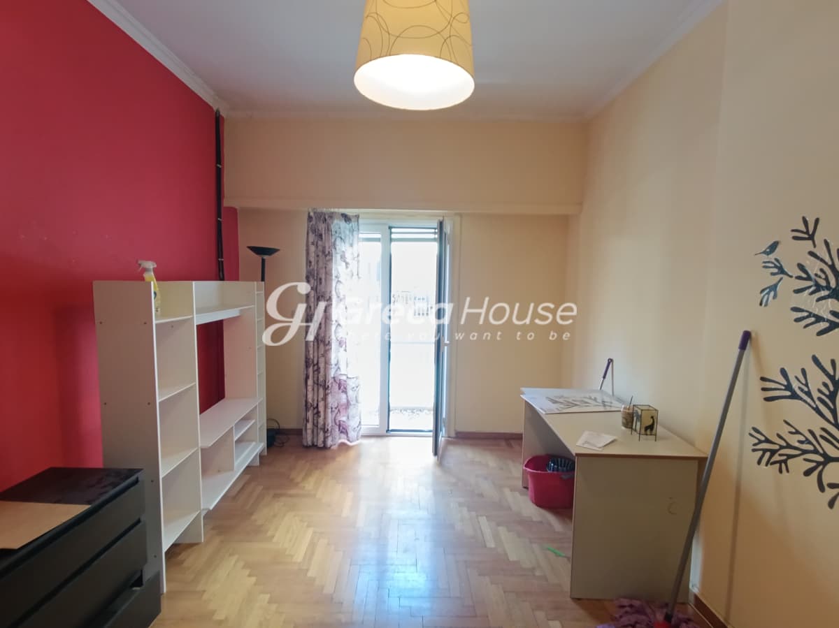 apartment στην Εξάρχεια - Νεάπολη