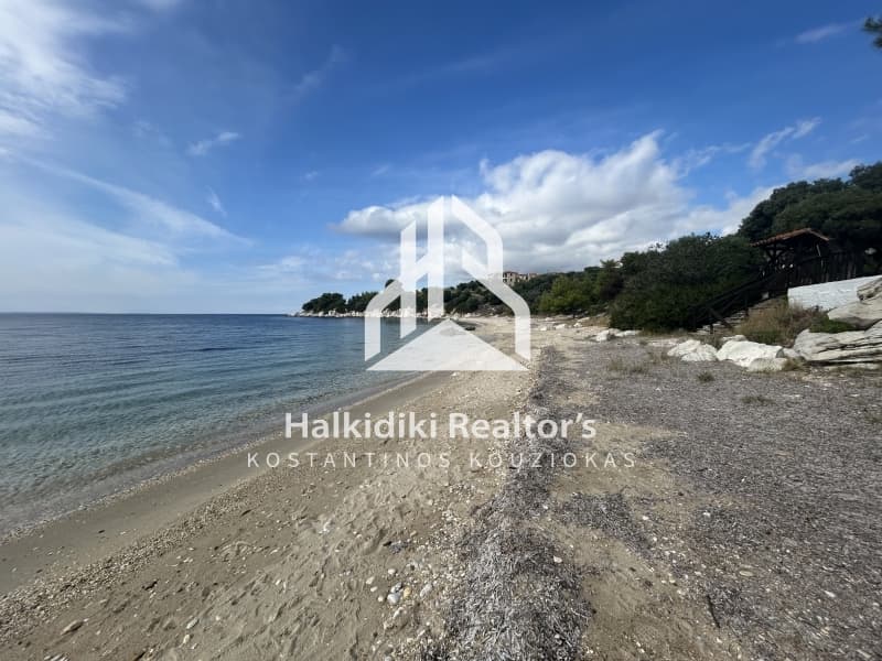 House in Paralia Nikitis, Sithonia — Photo 14 of 30