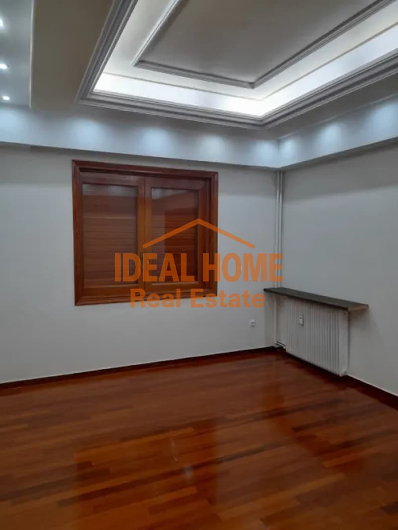 Apartment in Politeia, Nea Erithraia — Photo 3 of 17
