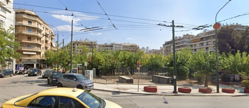Κατάστημα στην Πλατεία Κυψέλης, Κυψέλη — Φωτογραφία 1 από 2