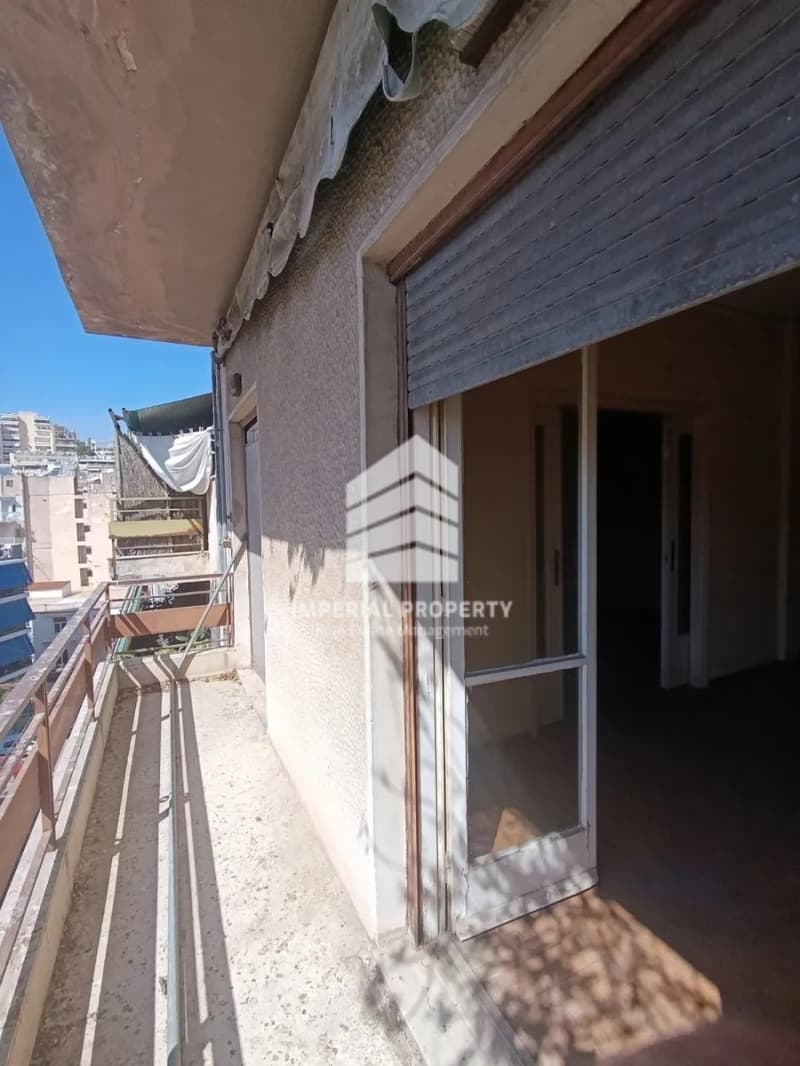 Apartment in Kipseli, Kipseli — Photo 1 of 13