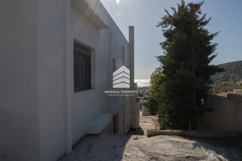 House in Lofos Kselaftaki, Kalivia Thorikou — Photo 18 of 30
