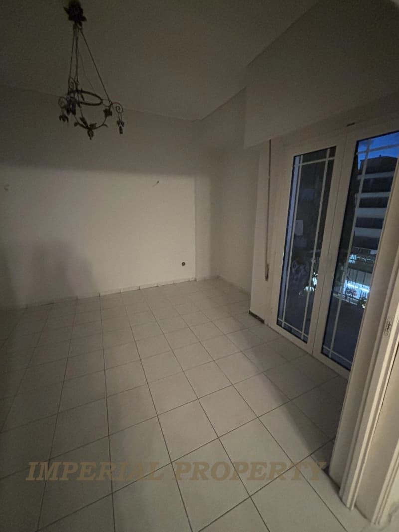 Apartment in Plateia Davaki, Kalithea — Photo 8 of 11