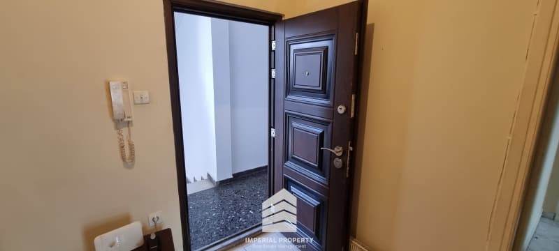 Apartment in Plateia Davaki, Kalithea — Photo 1 of 15