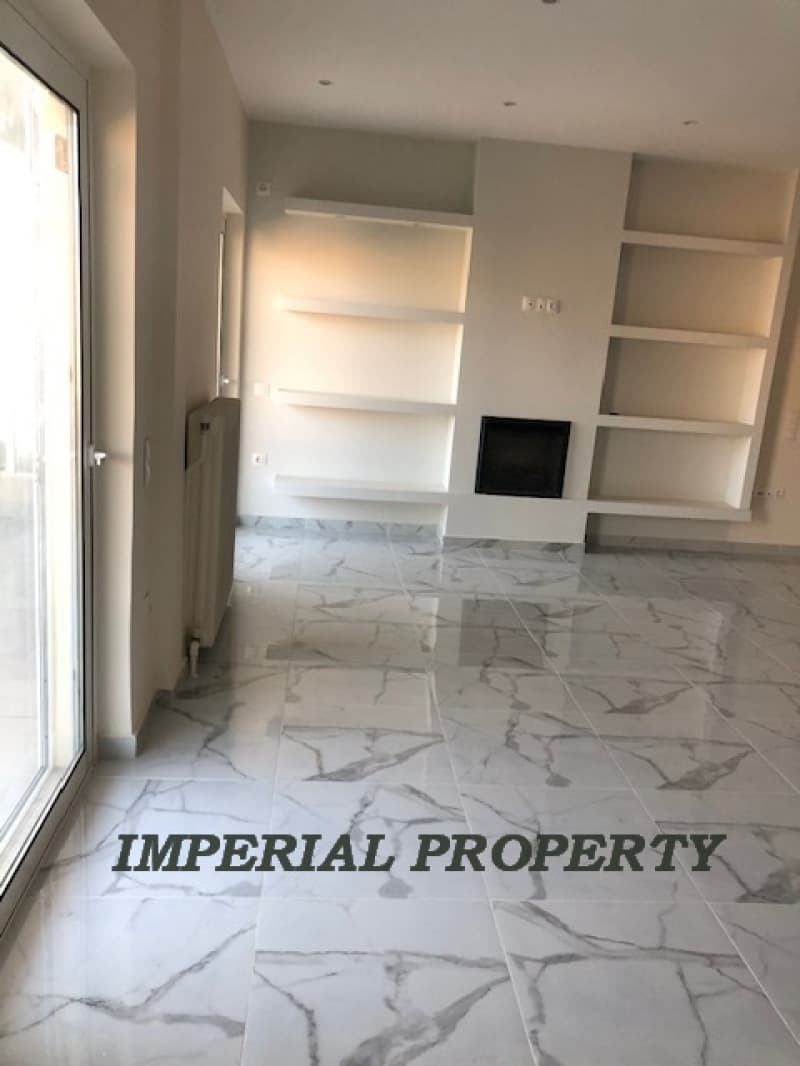 Apartment in Ampelakia, Alimos — Photo 2 of 6