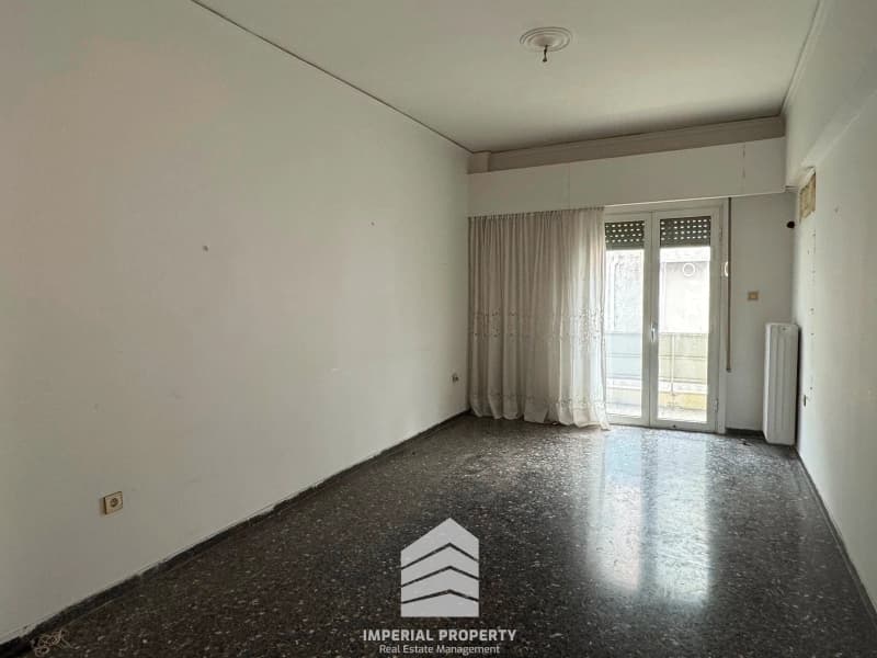 Apartment in Dafni, Dafni — Photo 1 of 8