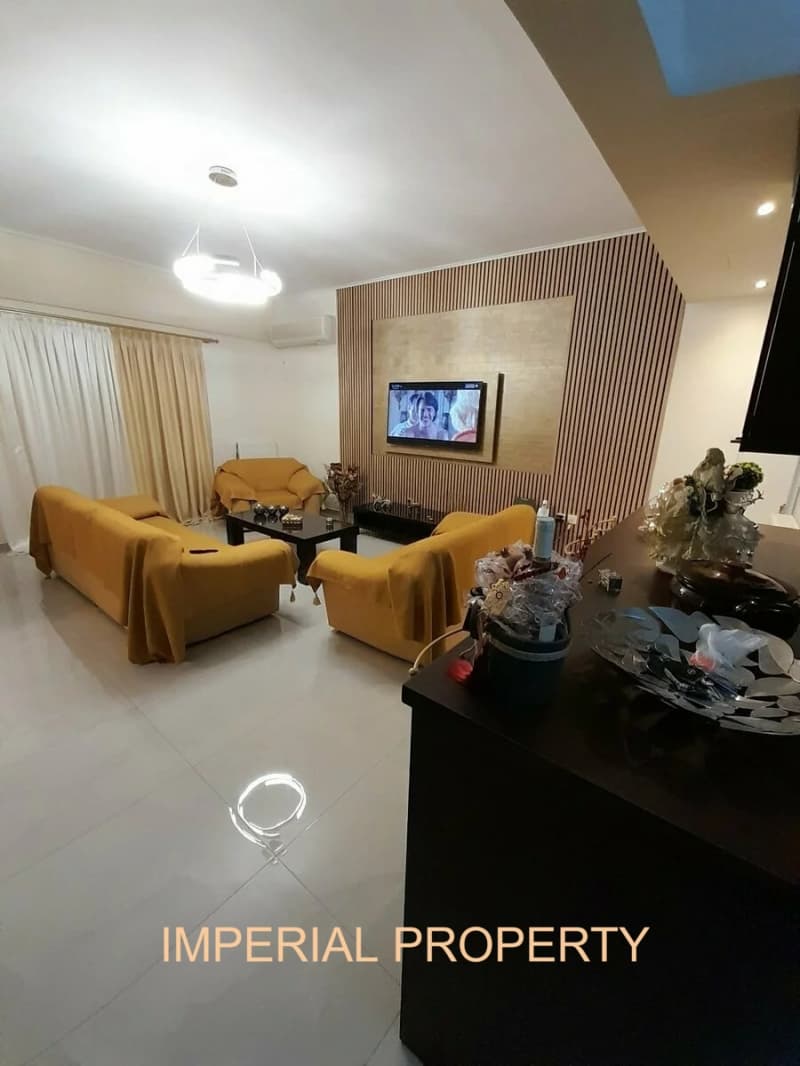 Apartment in Lofos Filaretou, Kalithea — Photo 2 of 21