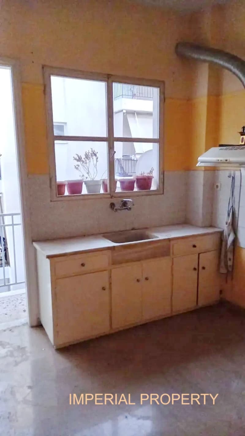 Apartment in Plateia Davaki, Kalithea — Photo 1 of 23