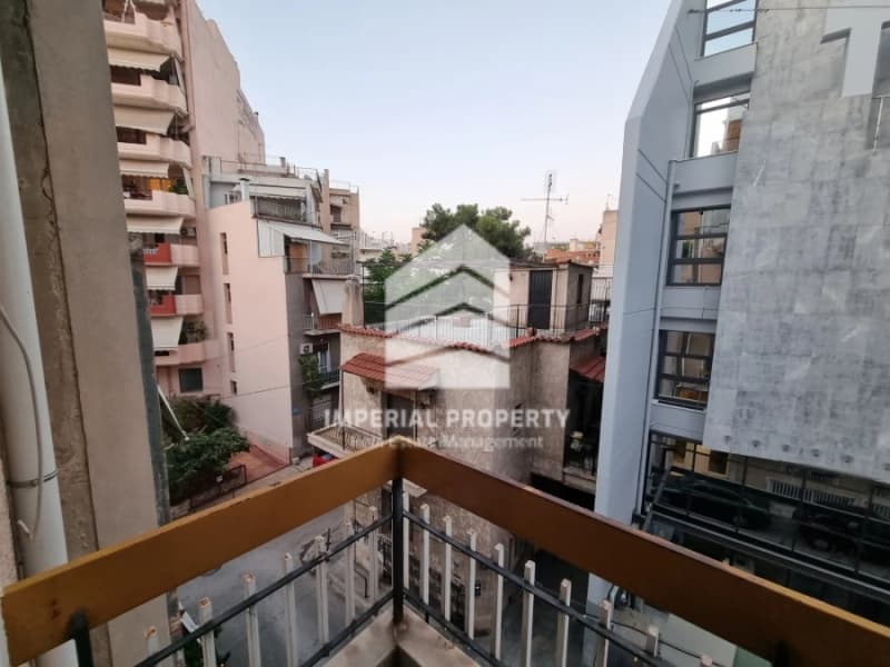 Apartment in Center, Neos Kosmos — Photo 1 of 17