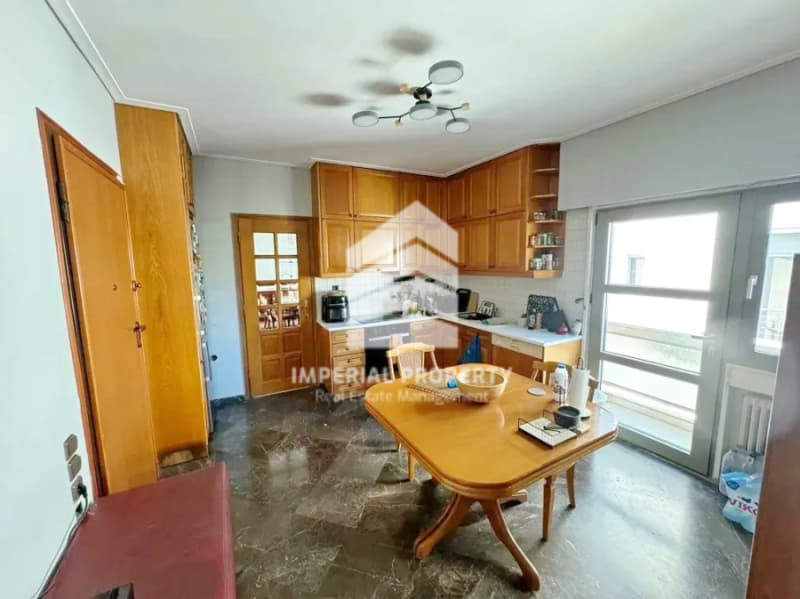 Apartment in Centre, Palaio Faliro — Photo 1 of 15