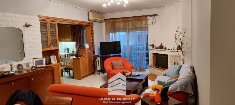 Apartment in Plateia Ntavari, Palaio Faliro — Photo 1 of 23