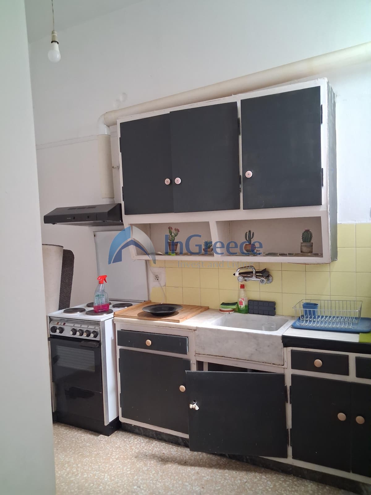 Apartment in Center, Dafni — Photo 3 of 7