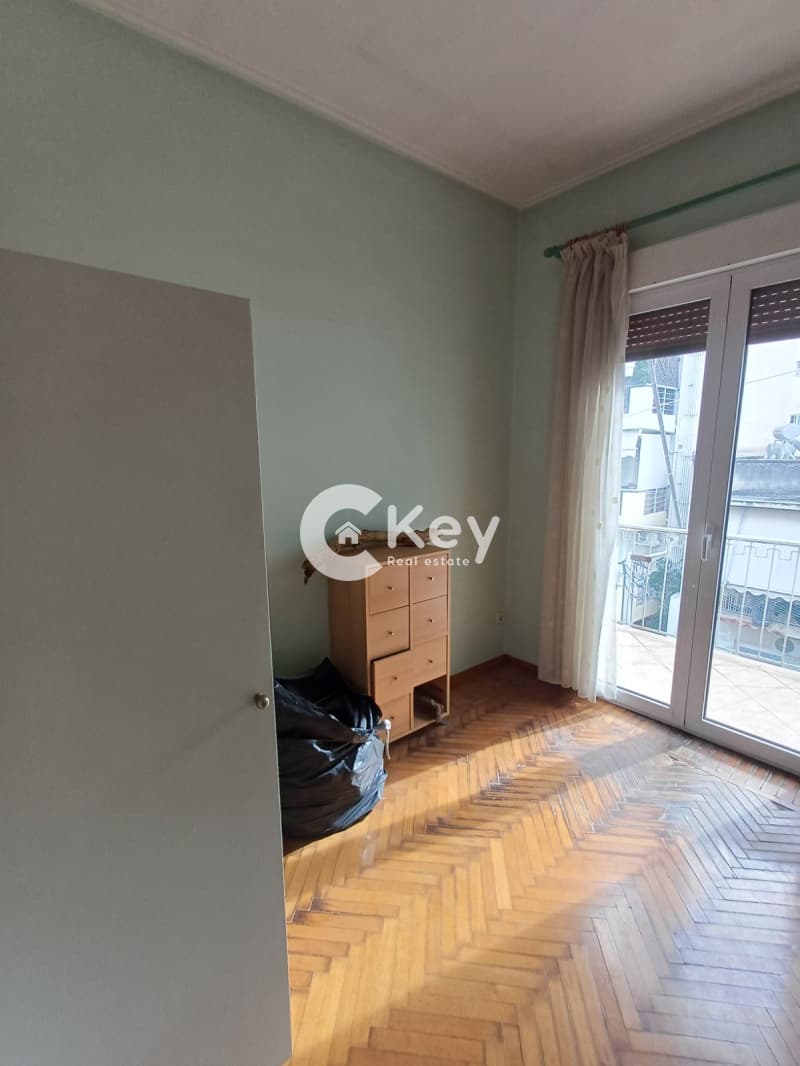 Apartment in Neo Pagkrati, Vironas — Photo 11 of 21