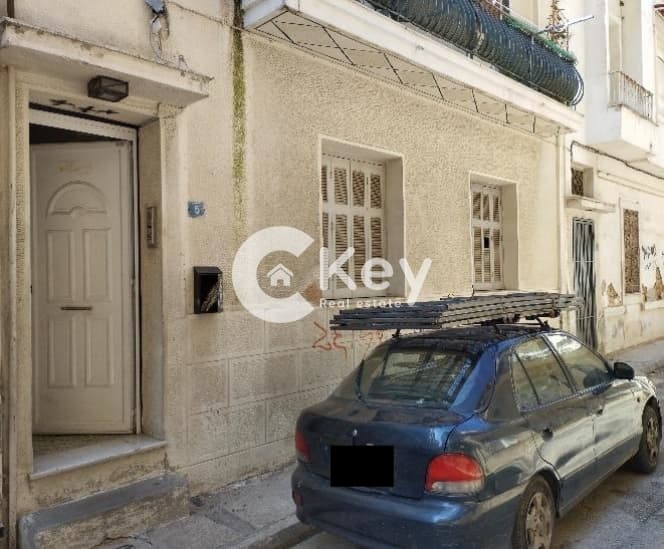 Apartment in Ag. Meletiou - Viktorias Sq. - Marni, Patision - Acharnon — Photo 1 of 3
