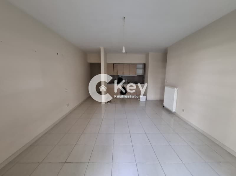 Apartment in Kaminia, Piraeus — Photo 2 of 15