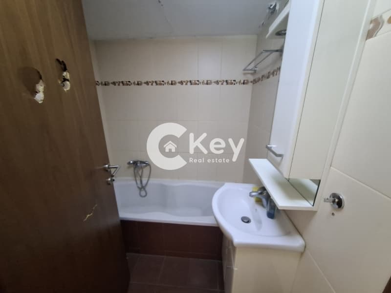 Apartment in Kaminia, Piraeus — Photo 9 of 15